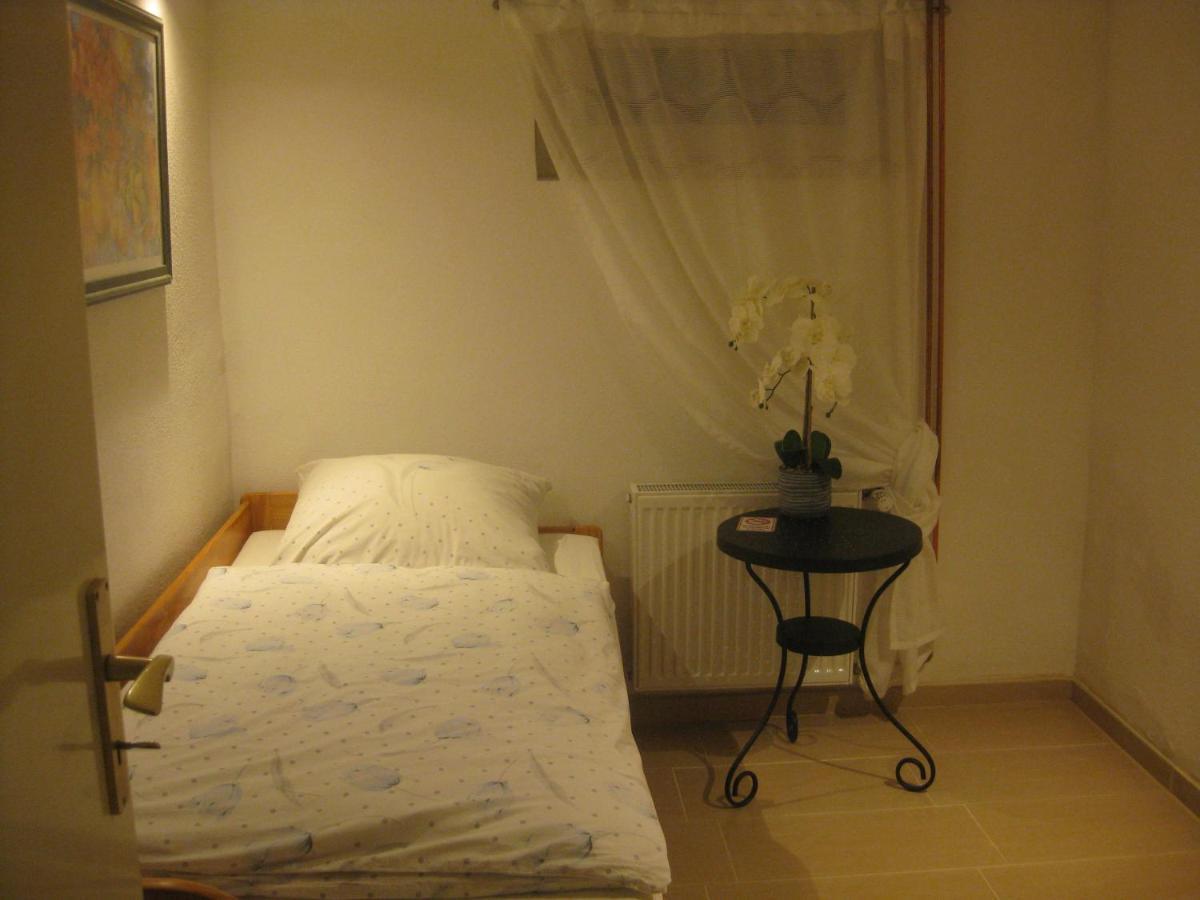 Main-Kinzig Gaestewohnung Hasselroth 외부 사진
